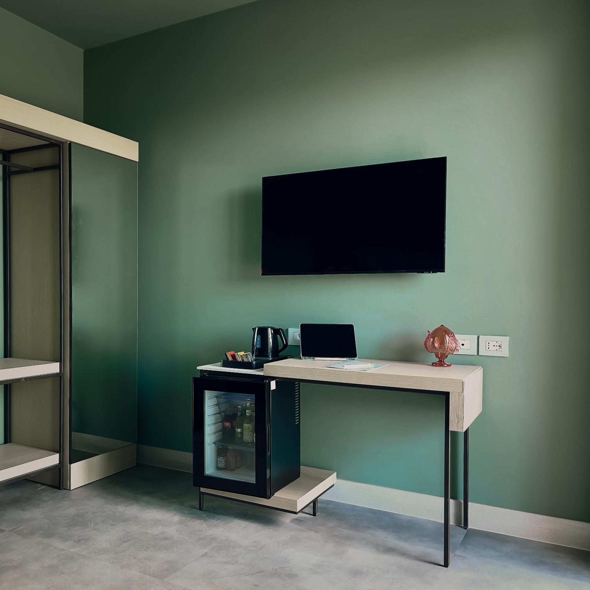 Maiorano Boutique Hotel Манфредония Экстерьер фото