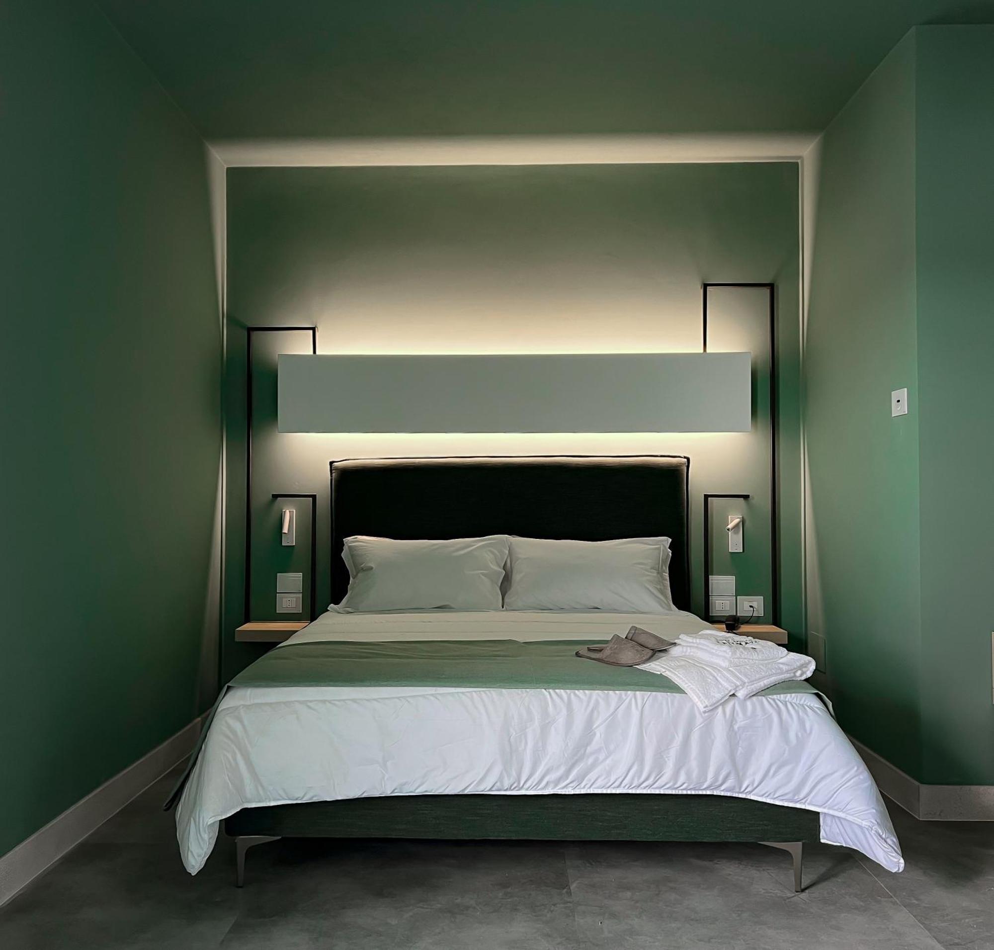 Maiorano Boutique Hotel Манфредония Экстерьер фото