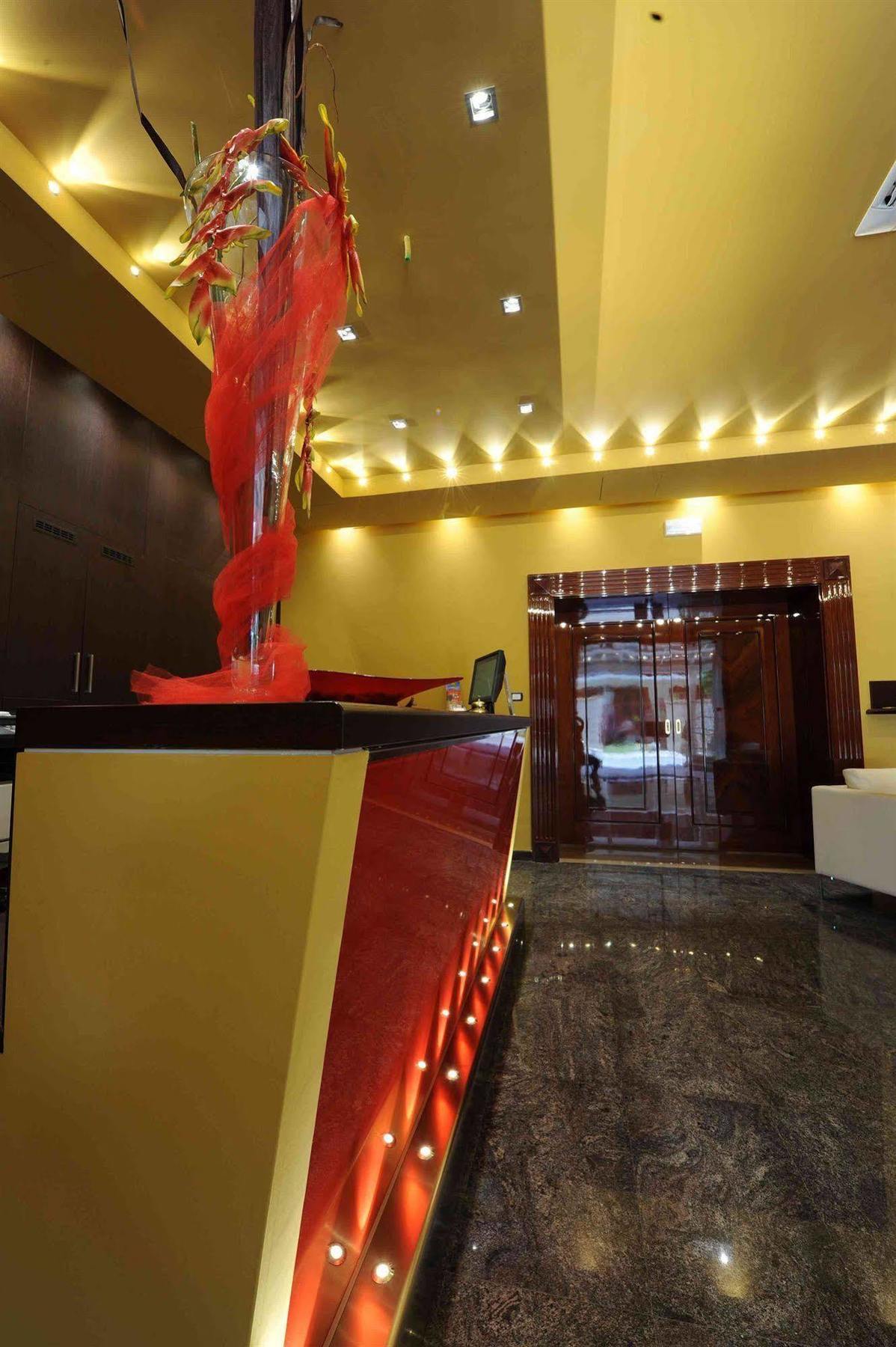 Maiorano Boutique Hotel Манфредония Экстерьер фото